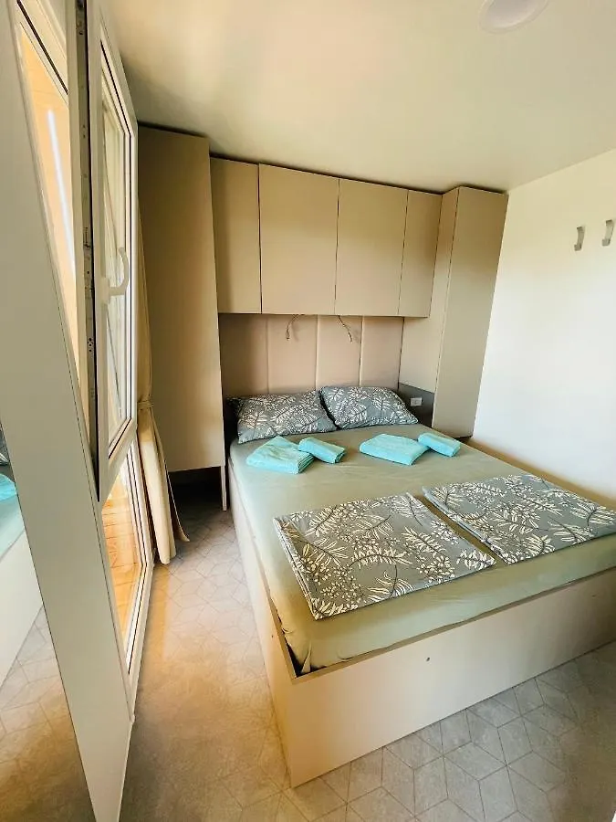 Semesterbostad Mobile Home Sunny Side Drage